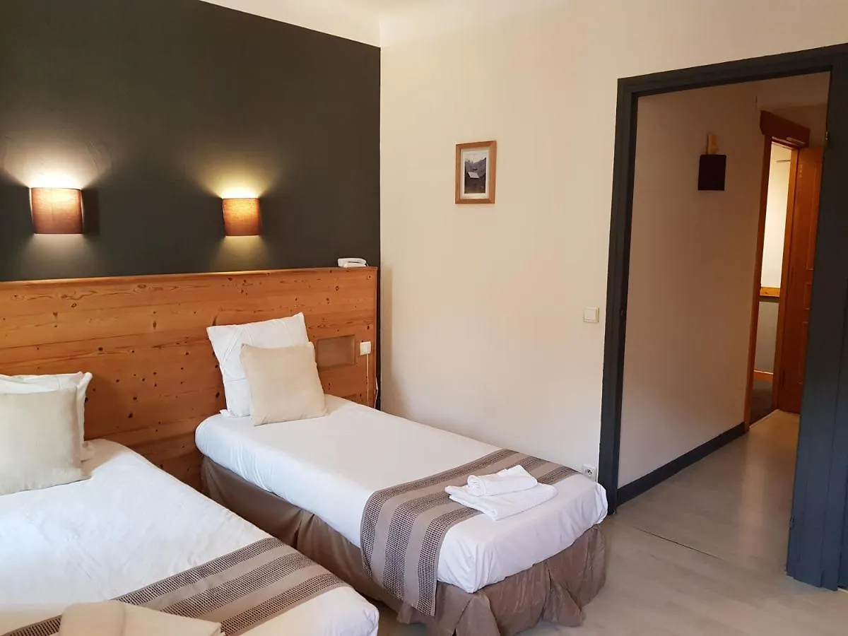 Savoy Hotel & Restaurant Saint-Michel-de-Maurienne 2*,  France