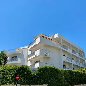 Carlton - Renovee Avec Piscine 4*, Beaulieu-sur-Mer Frankreich